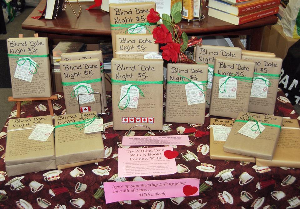 Christmas Blind Date Table